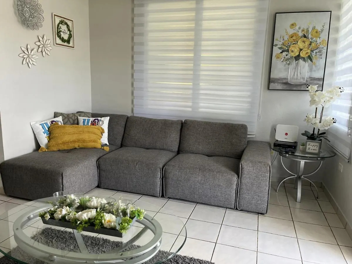 Vila Granero Kenyard In Aguadilla Moca Prázdninový dům